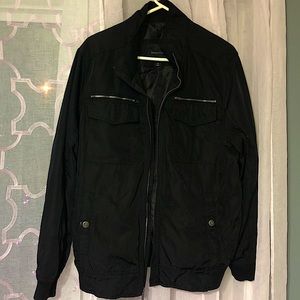 Men’s black bomber jacket